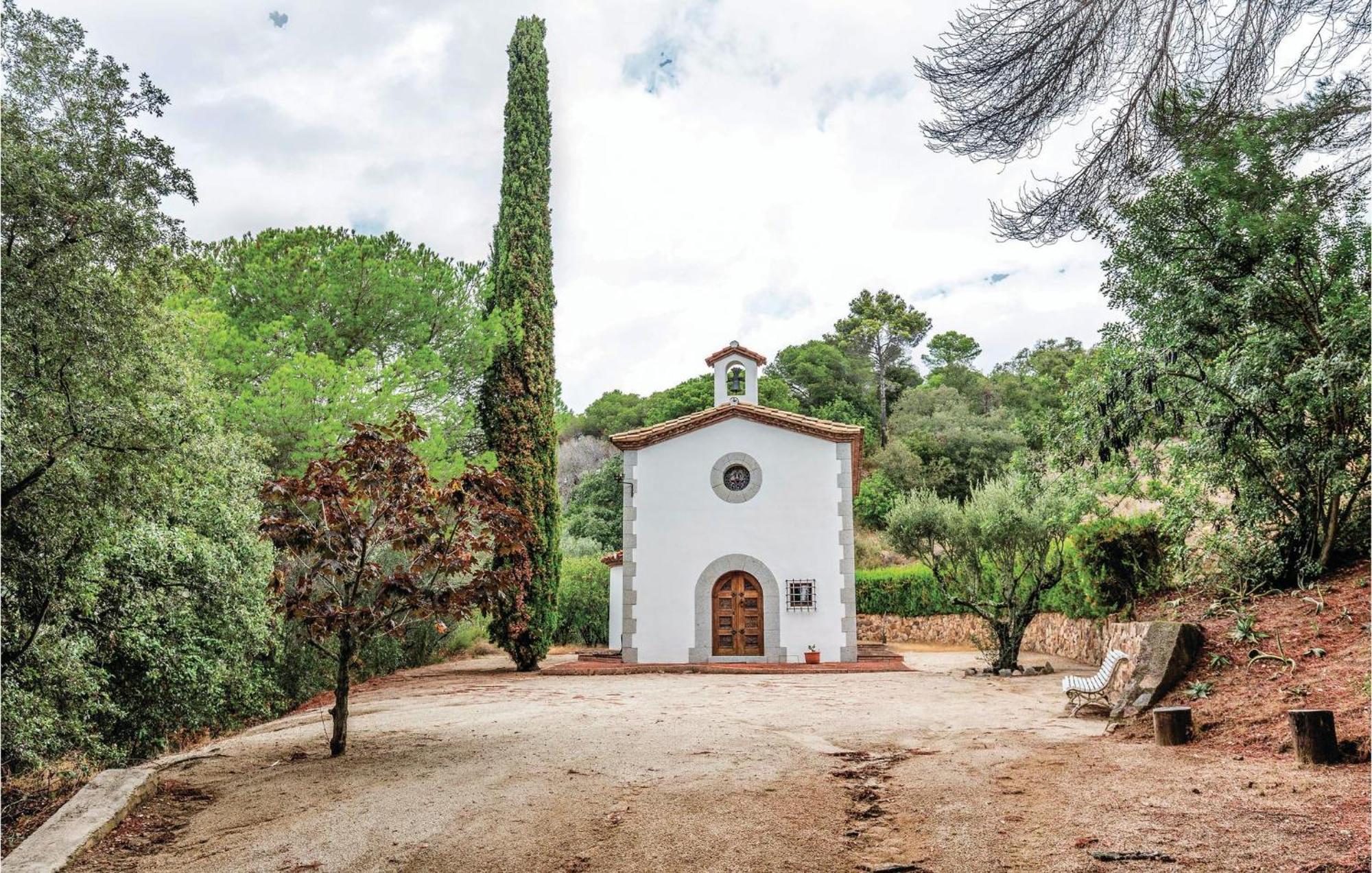 Nice Home In Arenys De Munt Exterior foto