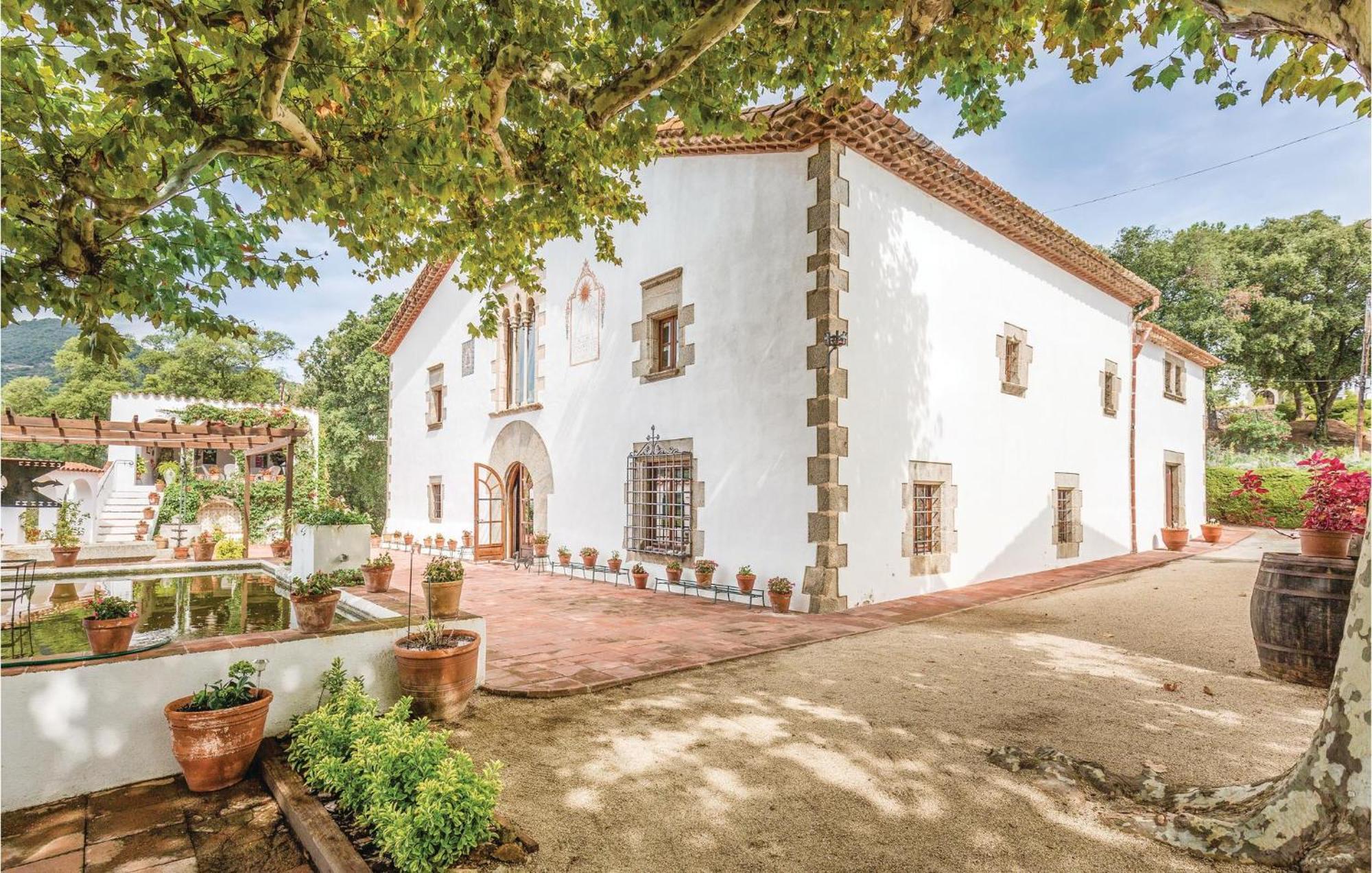 Nice Home In Arenys De Munt Exterior foto